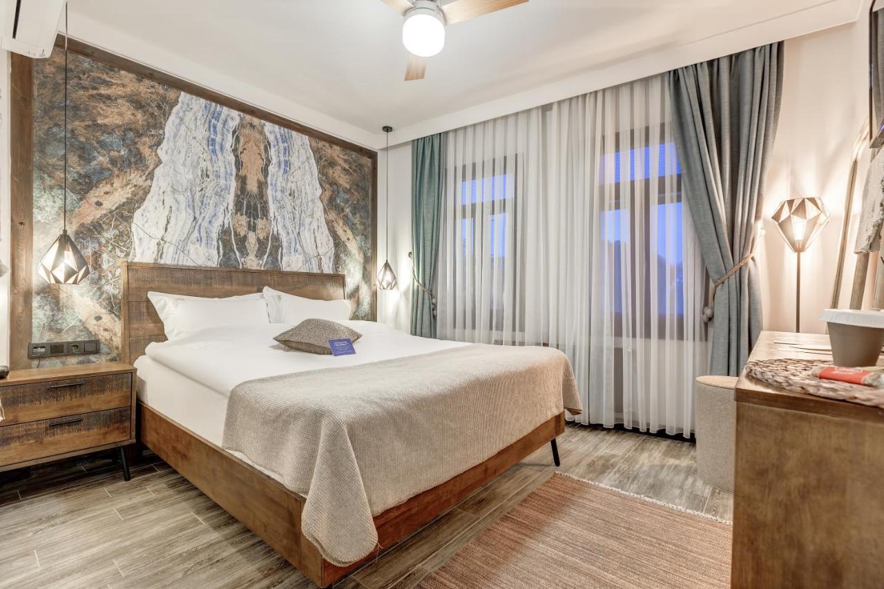 Parna Hotel Cunda Room photo